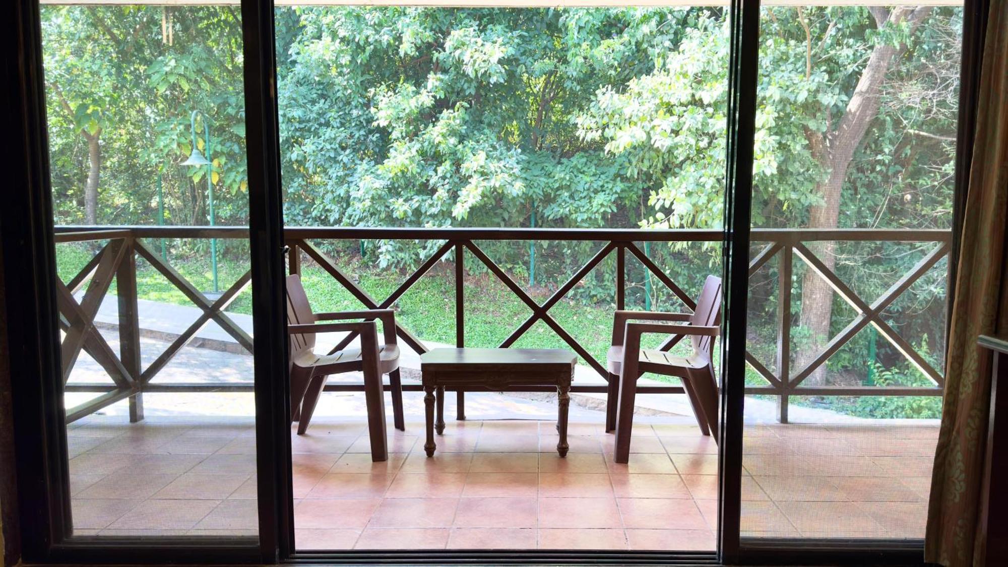 Upper Deck Resort - Stay And Relax At The Highest Peak Lonavala Exterior foto