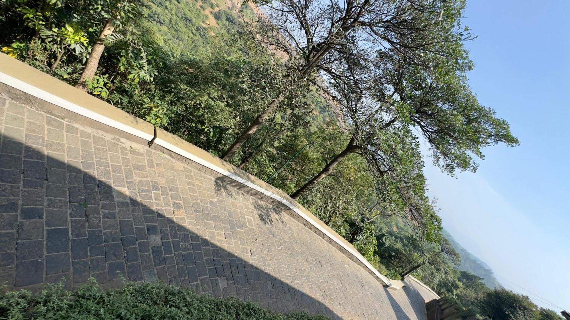 Upper Deck Resort - Stay And Relax At The Highest Peak Lonavala Exterior foto