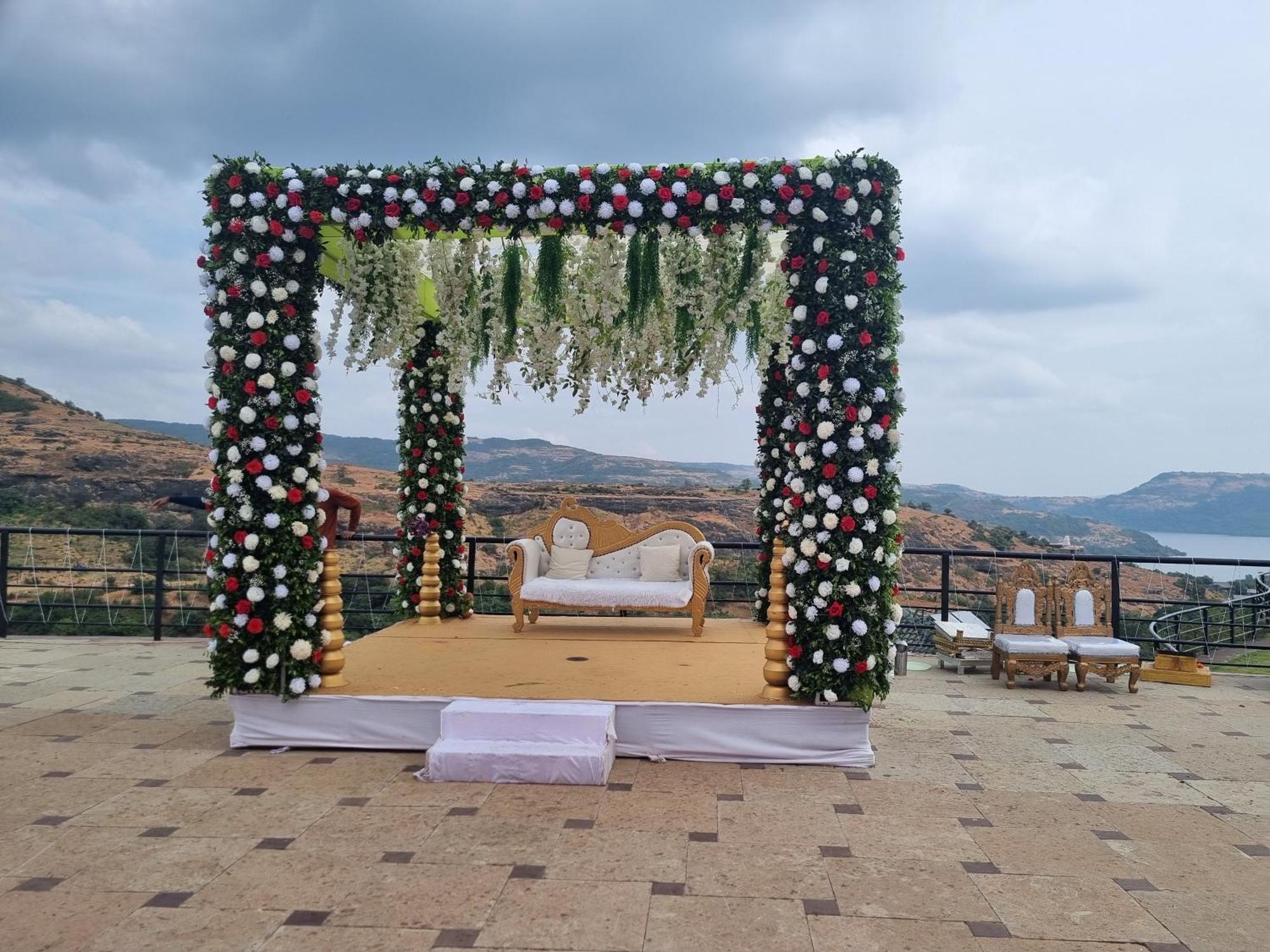 Upper Deck Resort - Stay And Relax At The Highest Peak Lonavala Exterior foto